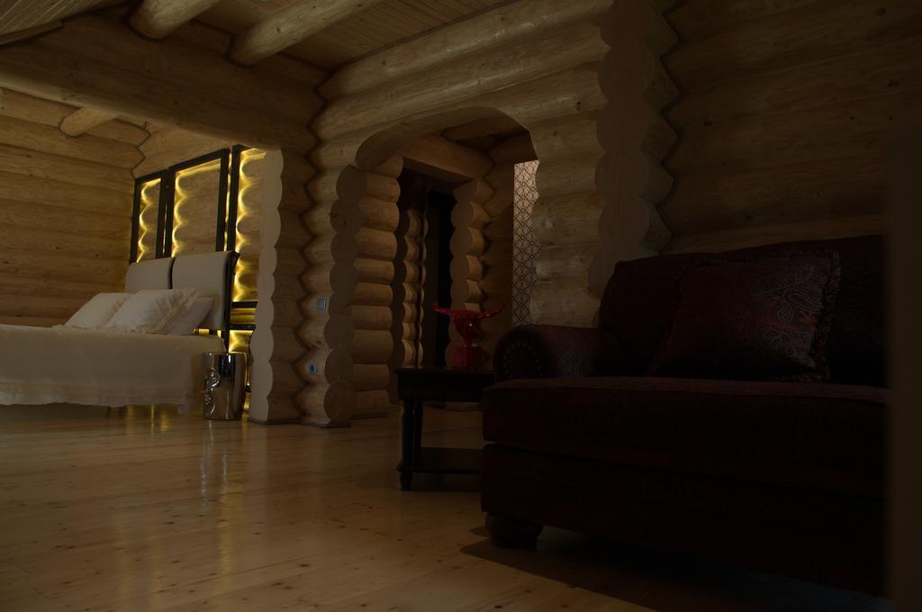 Cabana Deac - Luxury Chalet Vatra Dornei Værelse billede