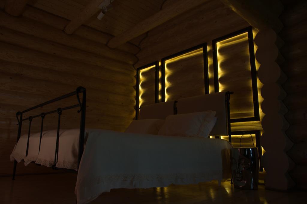 Cabana Deac - Luxury Chalet Vatra Dornei Værelse billede