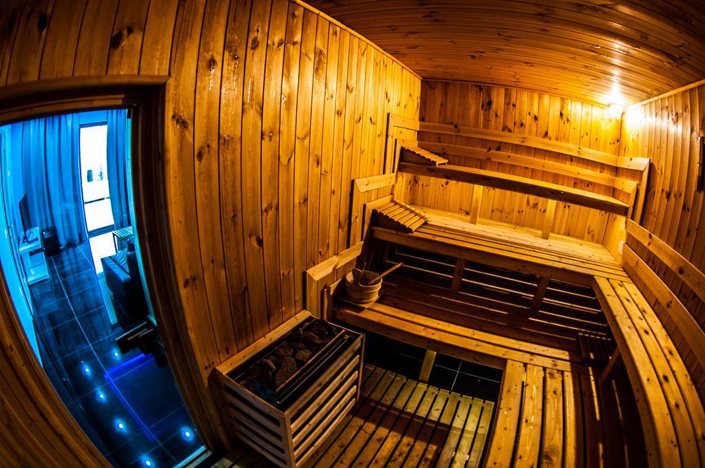 Cabana Deac - Luxury Chalet Vatra Dornei Værelse billede