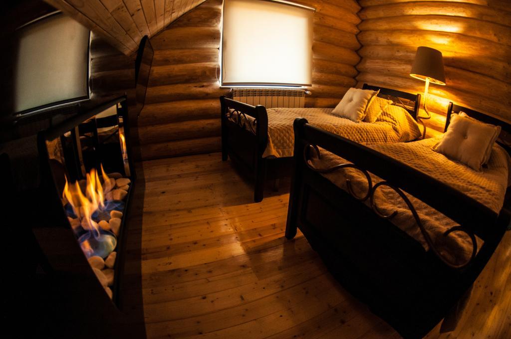 Cabana Deac - Luxury Chalet Vatra Dornei Værelse billede