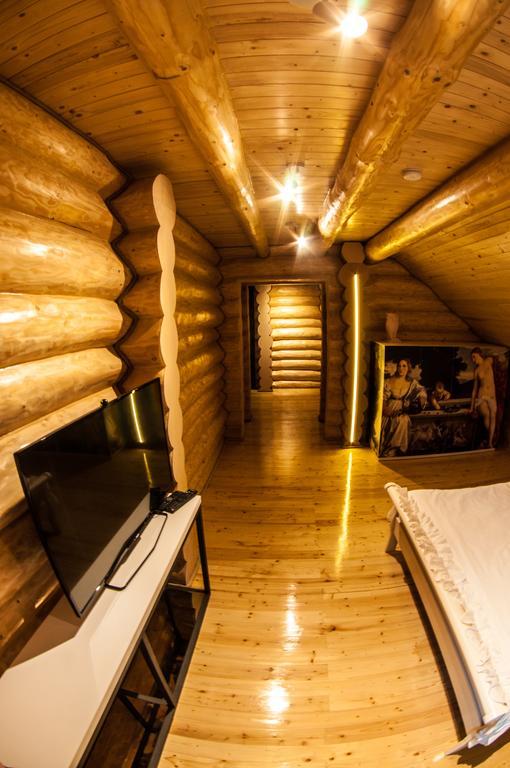 Cabana Deac - Luxury Chalet Vatra Dornei Værelse billede